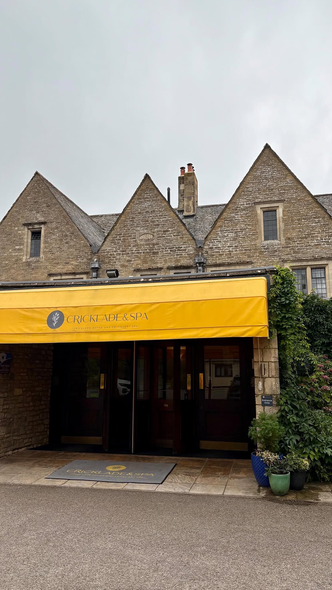 Rejuvenation and a Fresh Look at Cricklade Hotel and Spa - @https://www.instagram.com/crickladehotelandspa