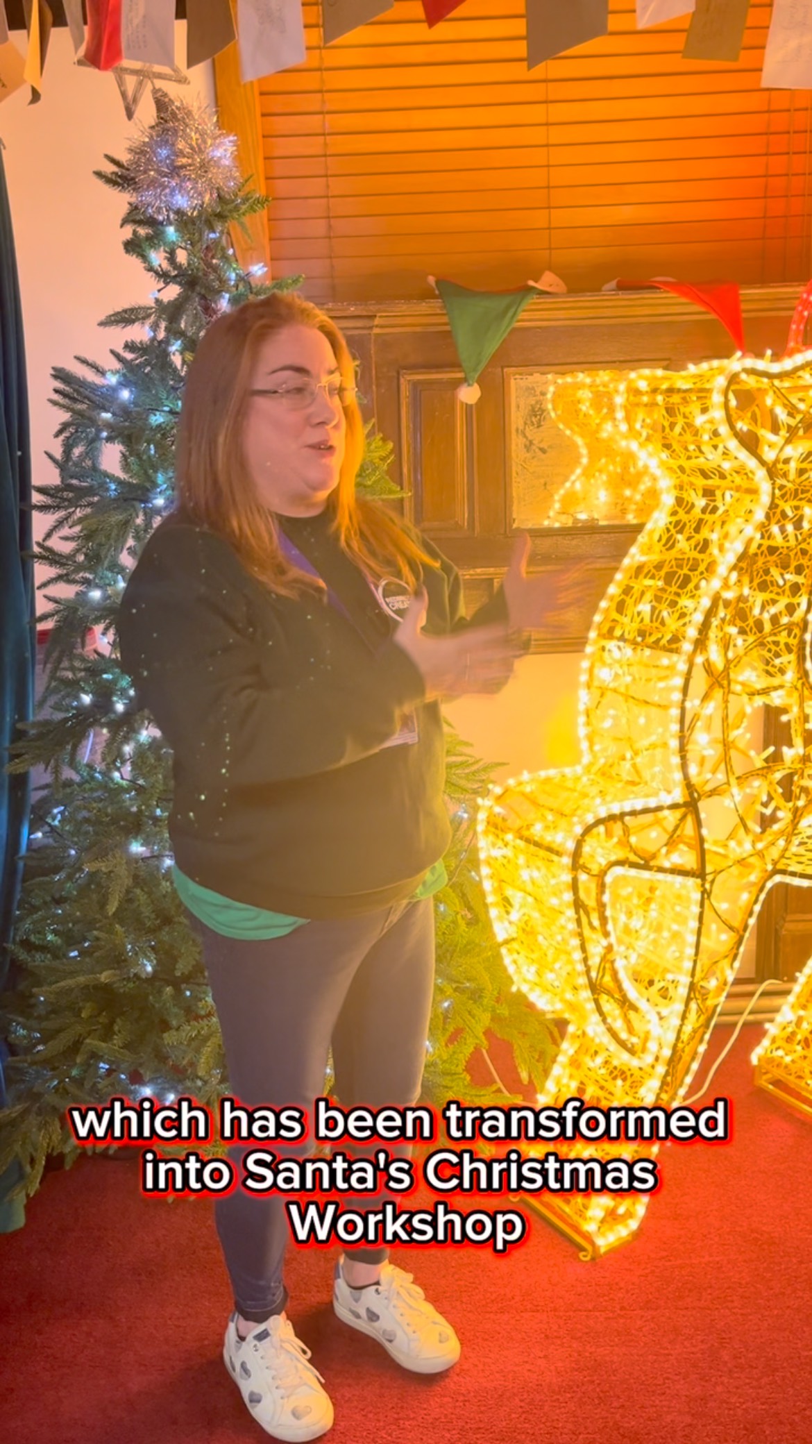 Christmas Joy at Redbridge Drama Centre with Festive Shows - @https://www.instagram.com/do_morered