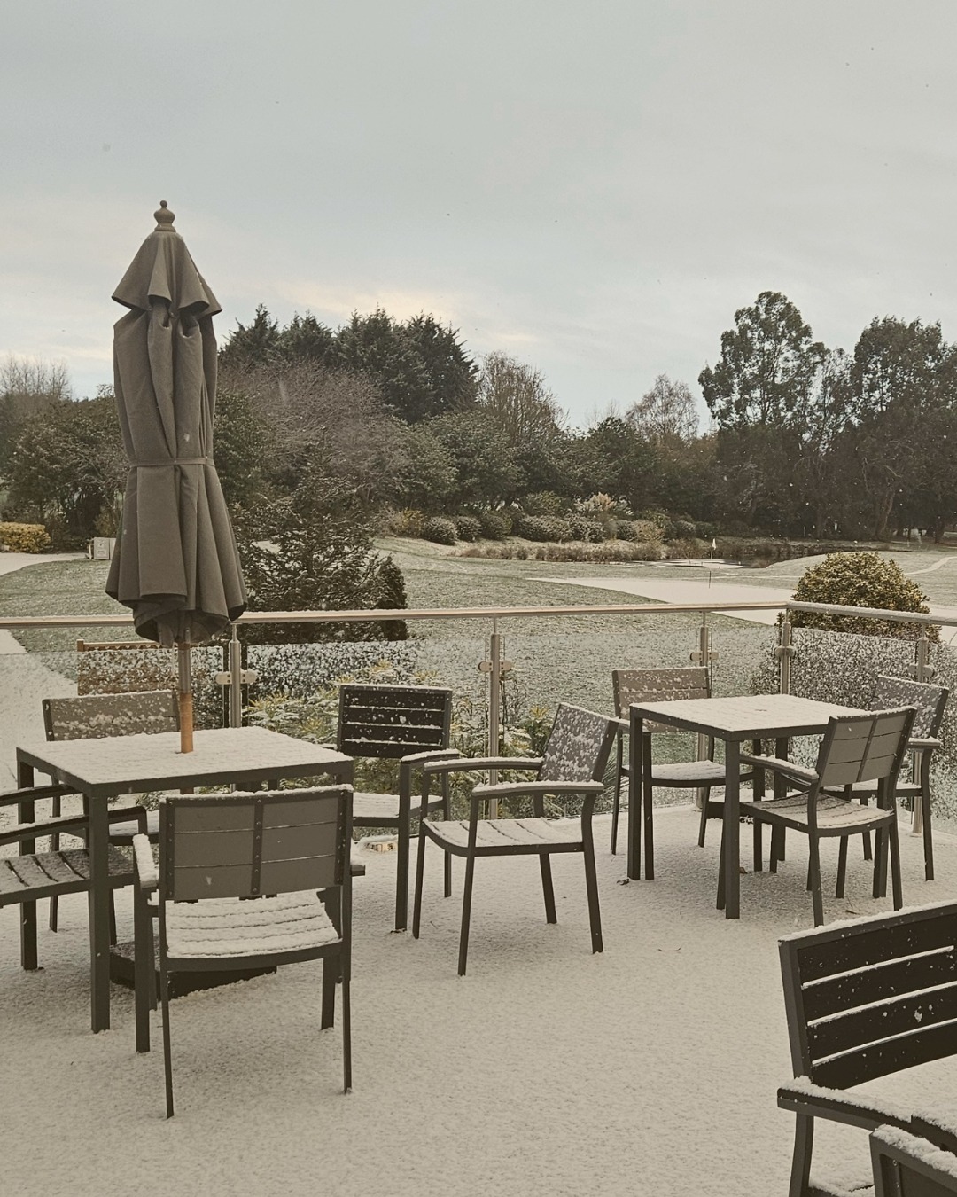 Warm Up at the Clubhouse This Snowy Day with Hot Chocolate and Comfort Food - @https://www.instagram.com/cottinghamparks