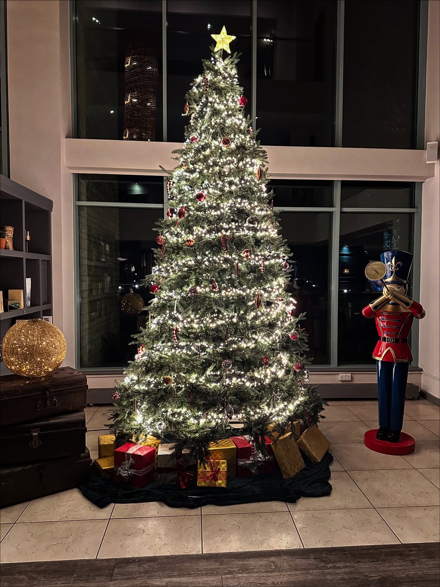 A Perfect Festive Evening of Ice Skating and Dining - @https://www.instagram.com/devere_hotels