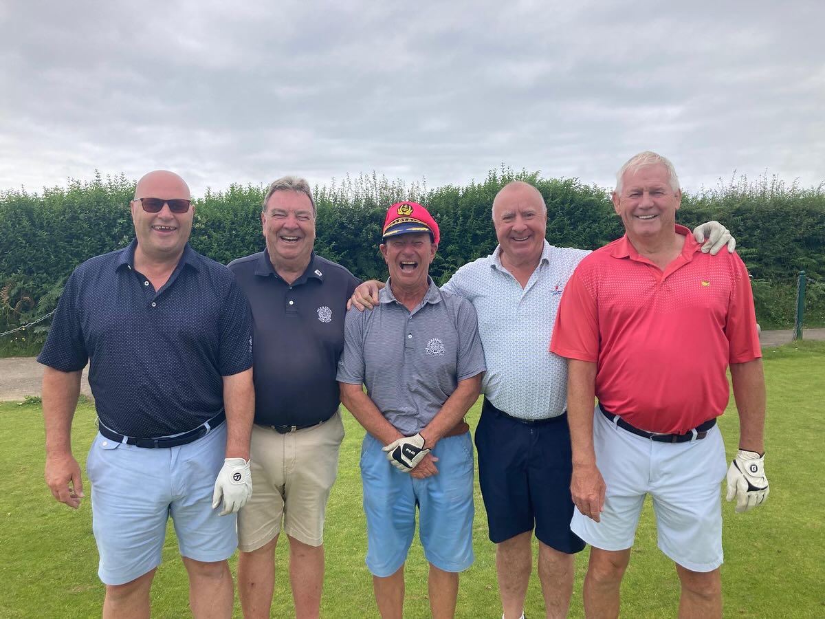 Pyle & Kenfig Golf Club Captain Raises £4,000 for Charity - @https://www.instagram.com/pandkgc