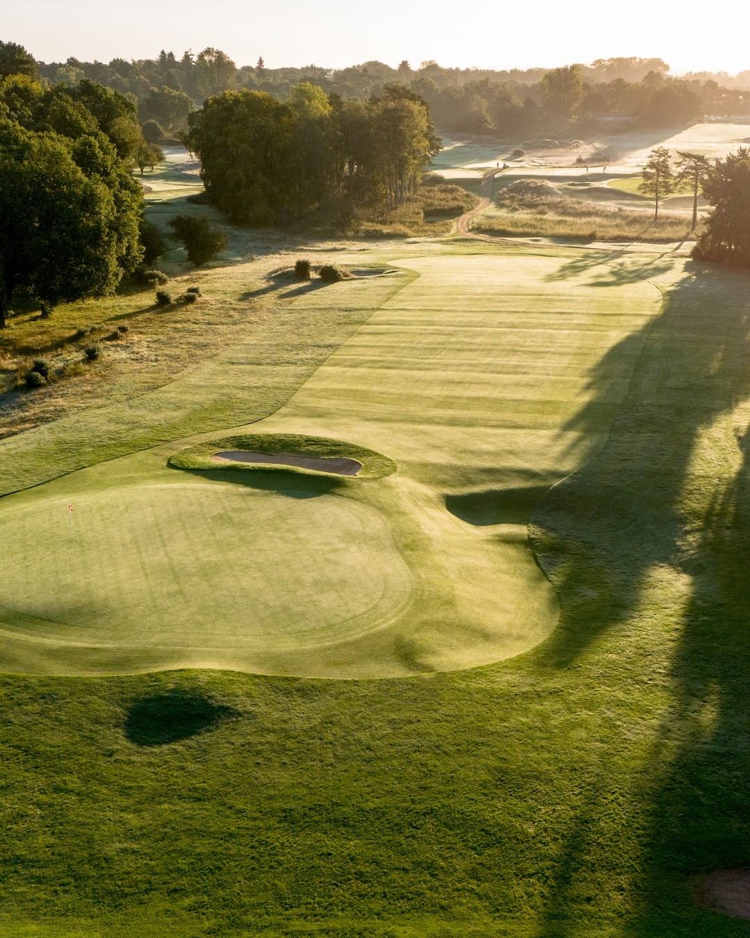 Frilford Heath Golf Club wishes everyone a Merry Christmas - @https://www.instagram.com/frilfordheathgc