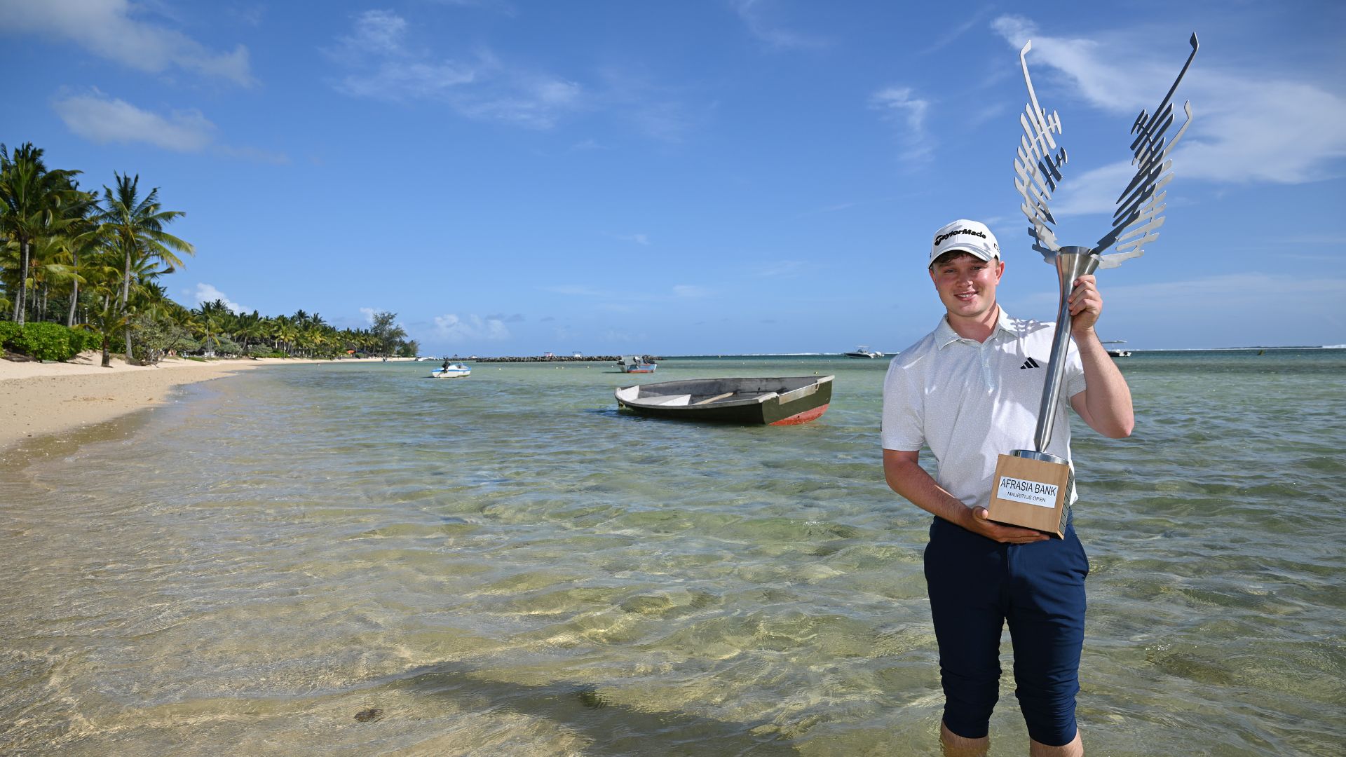 Jayden Schaper wins back-to-back titles on DP World Tour